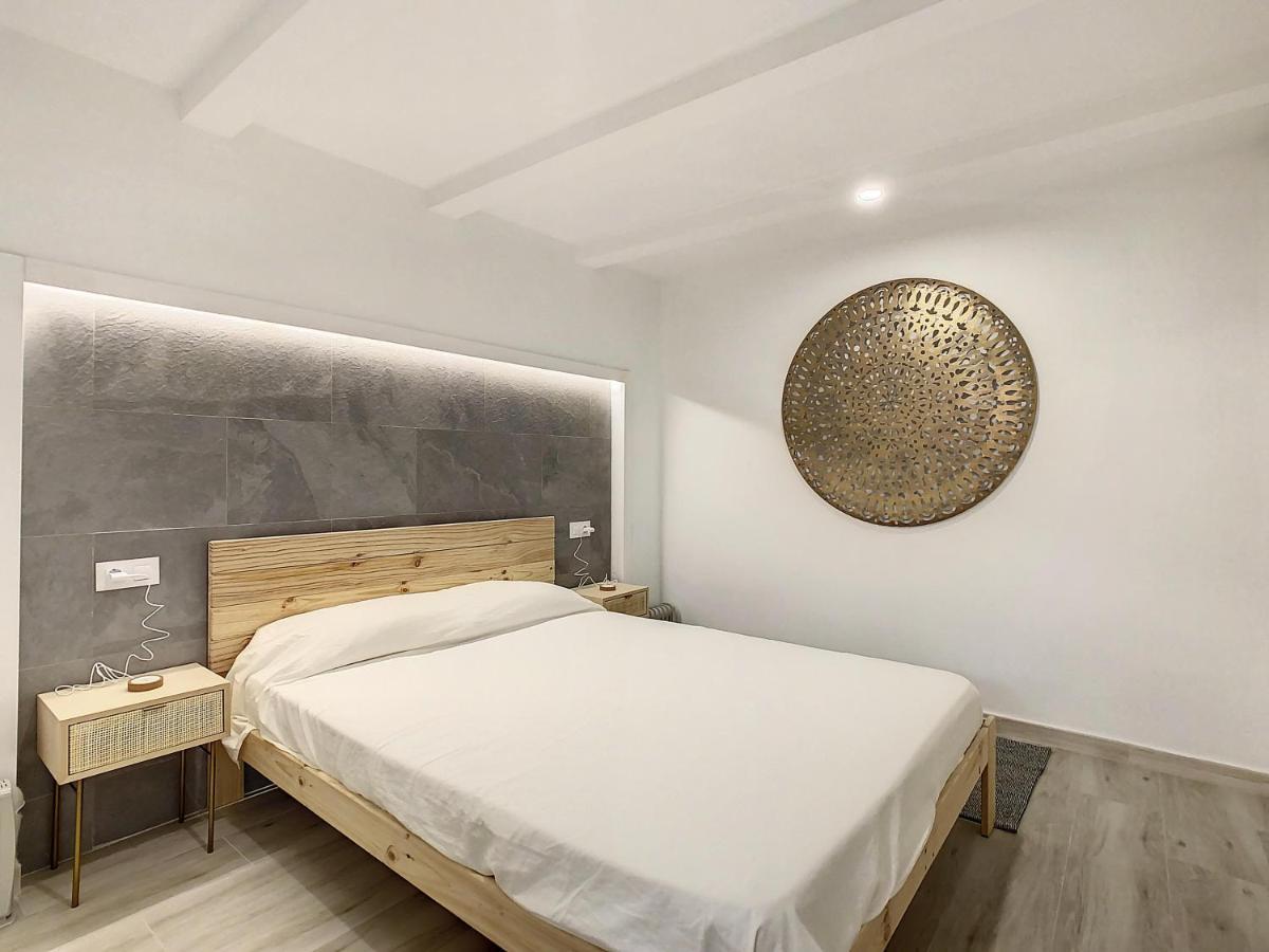 Apartcity Triana Севиля Екстериор снимка