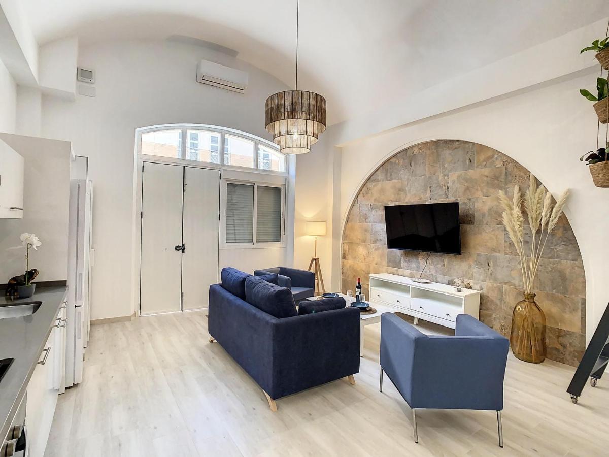 Apartcity Triana Севиля Екстериор снимка